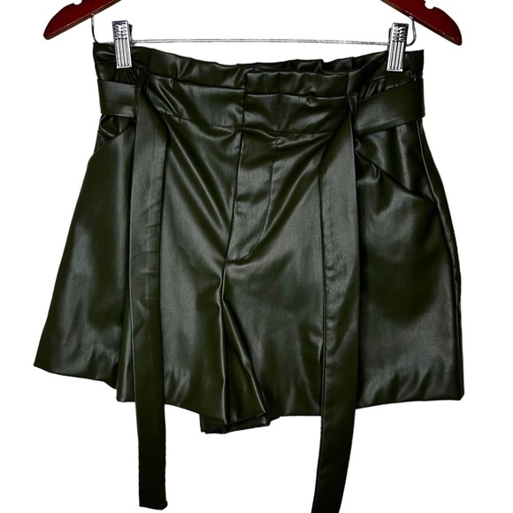 Zara Faux Leather Paperbag Waist Shorts - Picture 3 of 10